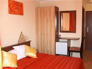 Hotel Le Rose & Park 3*