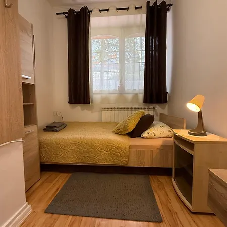 Ξενοδοχείο Le Rose & Park 3*